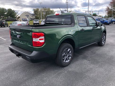 New 2025 Ford Maverick XLT w/ XLT Luxury Package image 5