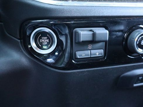 Used 2024 Chevrolet Silverado 3500 LT w/ Z71 Off-Road Package image 11