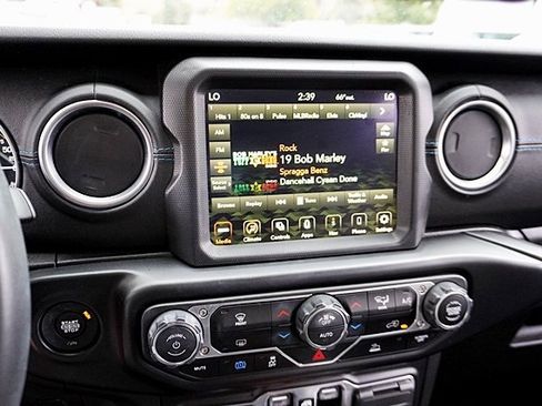 Used 2021 Jeep Wrangler Unlimited Rubicon 4xe image 27