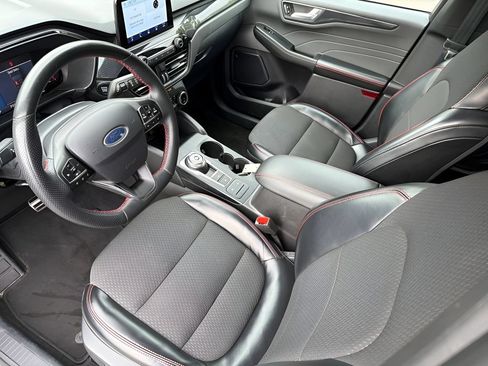 Used 2024 Ford Escape ST-Line AWD/4WD image 10