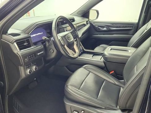 Used 2023 GMC Yukon Denali AWD/4WD image 9