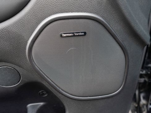 Used 2024 Dodge Durango R/T AWD/4WD image 16