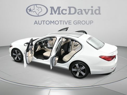 Used 2023 Mercedes-Benz C 300 4MATIC Sedan image 45