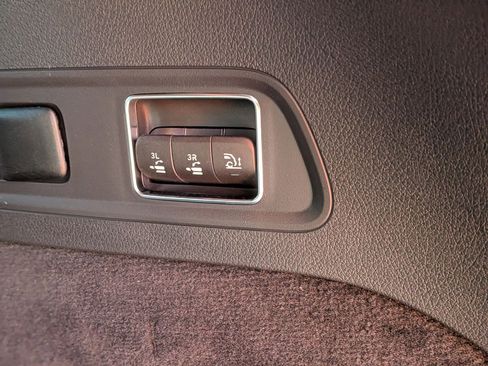 Certified 2025 Mercedes-Benz GLS 63 AMG 4MATIC image 34