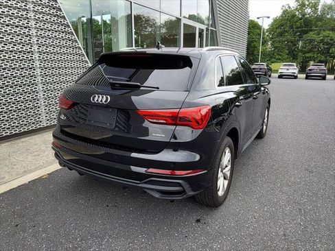 Certified 2023 Audi Q3 2.0T Premium w/ Convenience Package AWD/4WD image 8