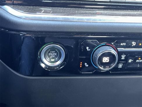 Used 2022 Chevrolet Silverado 1500 LT image 22