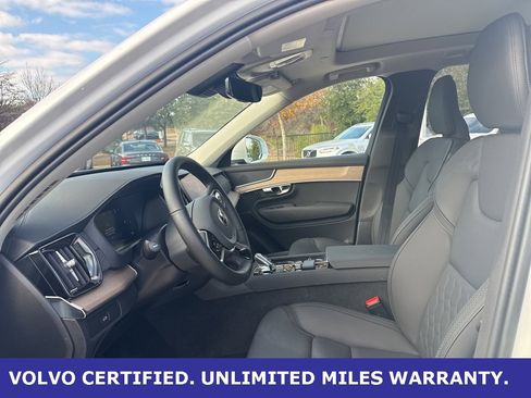 Certified 2025 Volvo XC90 B6 Plus image 20