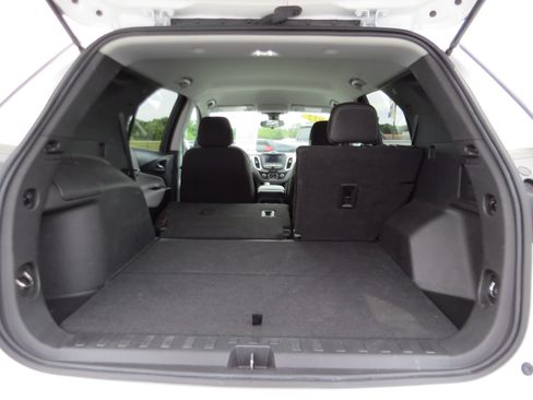 Used 2022 Chevrolet Equinox LT FWD image 13