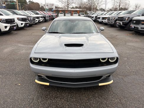 Used 2021 Dodge Challenger R/T w/ Blacktop Package image 2