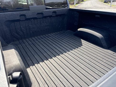 Used 2024 GMC Sierra 1500 Denali Ultimate image 32