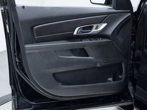 Used 2017 GMC Terrain SLT w/ Open Road Package FWD image 11