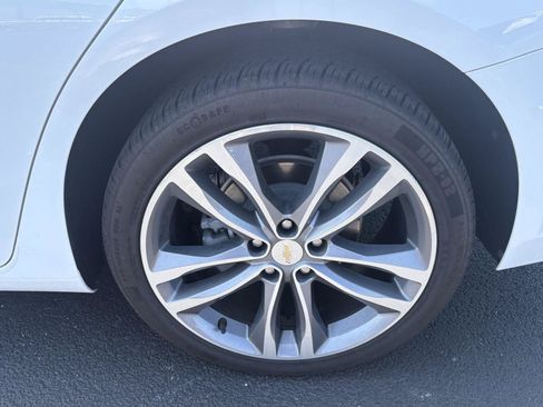 Used 2024 Chevrolet Malibu LT FWD image 10