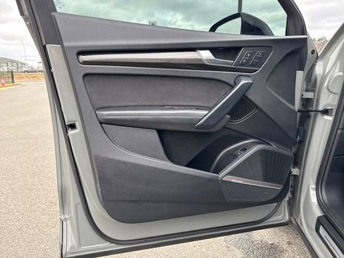 Used 2021 Audi SQ5 Premium Plus w/ Premium Plus Package image 19