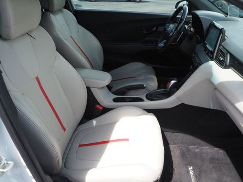 Used 2019 Hyundai Veloster Turbo Ultimate FWD image 18
