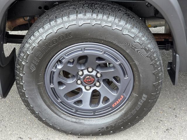 Used 2025 Nissan Frontier PRO-4X w/ Pro Premium Package AWD/4WD image 12