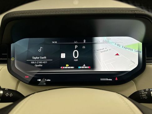 New 2026 Land Rover Range Rover SE image 15