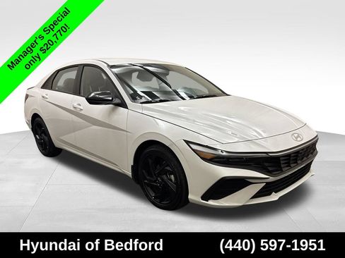 Certified 2026 Hyundai Elantra Sport FWD image 3