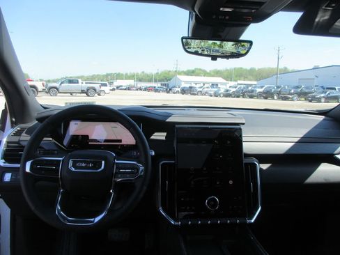 New 2026 GMC Acadia Elevation w/ Black Edition FWD image 17
