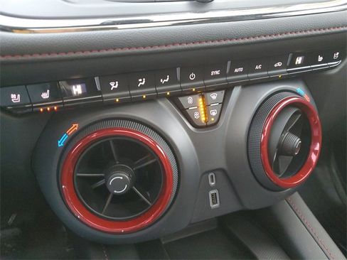 Used 2020 Chevrolet Blazer RS image 15