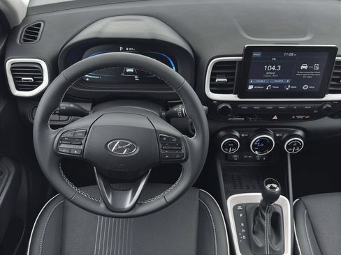 New 2026 Hyundai Venue SEL FWD image 17