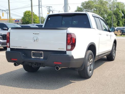 Certified 2023 Honda Ridgeline RTL image 3