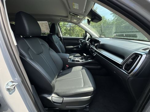 New 2026 Kia Sorento S w/ S Panoramic Sunroof Package FWD image 33