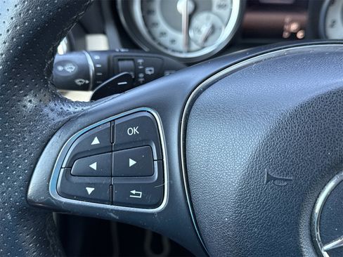 Used 2016 Mercedes-Benz GLA 250 GLA 250 image 21