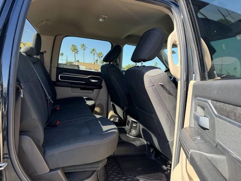 Used 2019 RAM 2500 Big Horn image 25