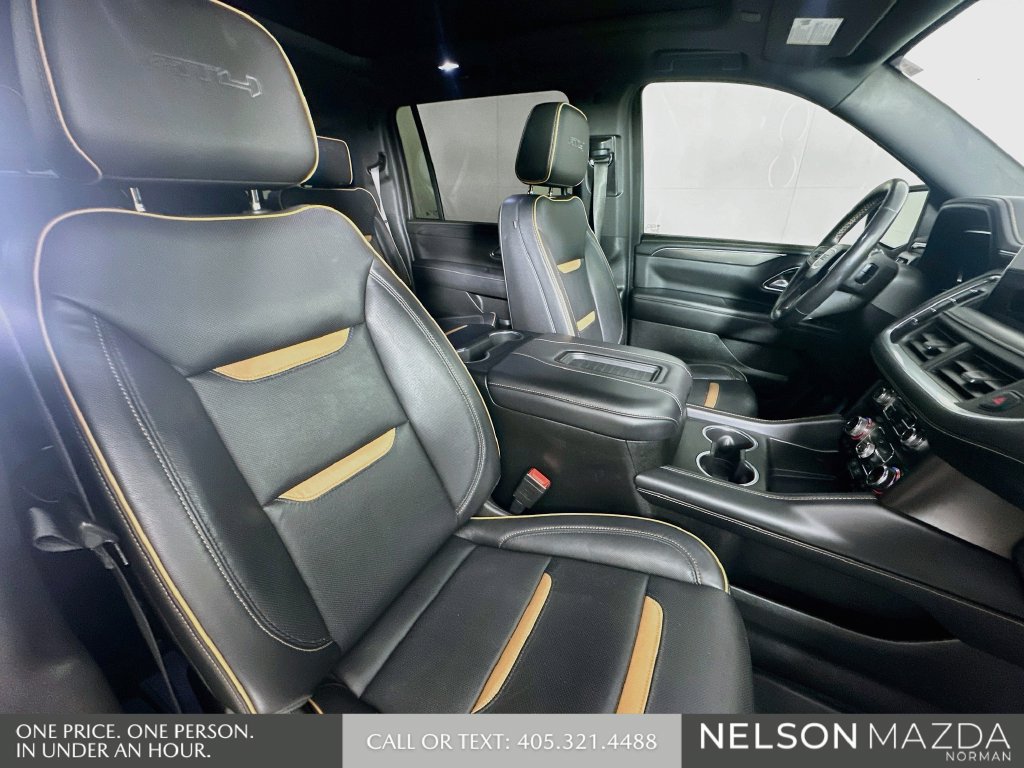 Used 2022 GMC Yukon XL AT4 AWD/4WD image 32