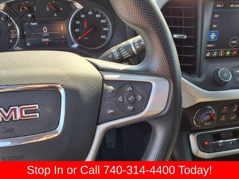 Used 2023 GMC Acadia SLE w/ Driver Convenience Package AWD/4WD image 23