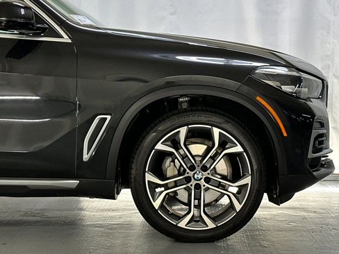 Used 2023 BMW X5 sDrive40i w/ Climate Comfort Package image 35