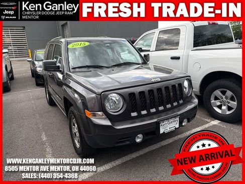 Used 2015 Jeep Patriot Sport w/ Power Value Group AWD/4WD image 2