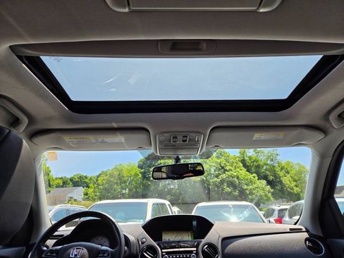 Used 2015 Honda Pilot Touring image 33