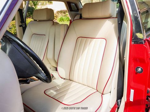 Used 1993 Rolls-Royce Silver Spur II image 18