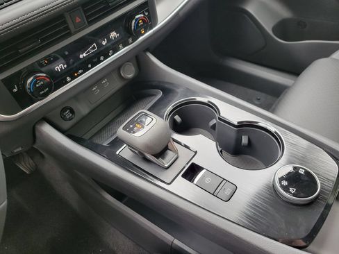 New 2026 Nissan Rogue Dark Armor AWD/4WD image 8