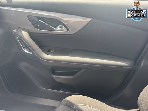 Used 2025 Chevrolet Blazer LT FWD image 22