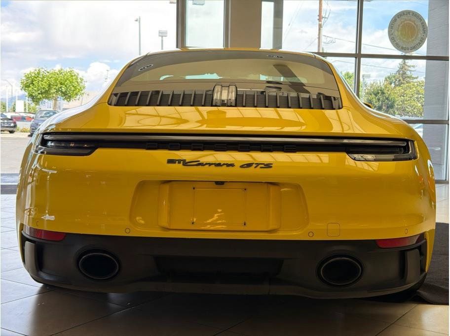 Used 2023 Porsche 911 Carrera GTS RWD image 7
