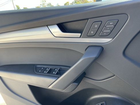 Used 2025 Audi Q5 2.0T Premium image 18