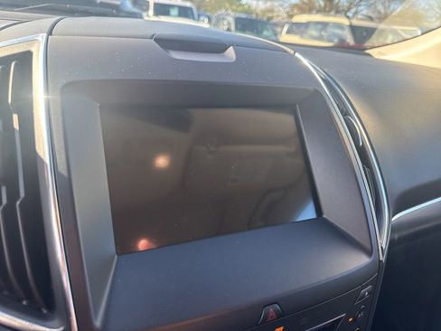 Used 2018 Ford Edge Titanium w/ Equipment Group 301A image 13