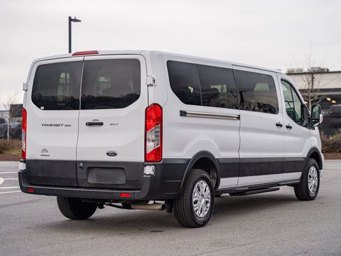 Used 2023 Ford Transit 350 XLT image 7