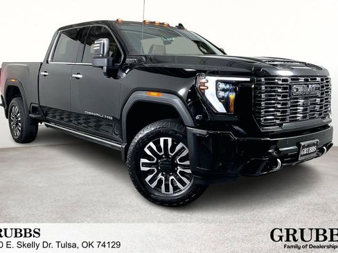 Used 2025 GMC Sierra 2500 Denali Ultimate image 1