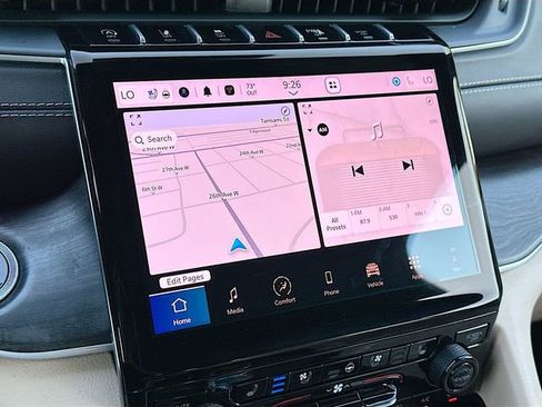 Used 2025 Jeep Grand Cherokee Limited w/ Luxury Tech Group II image 15