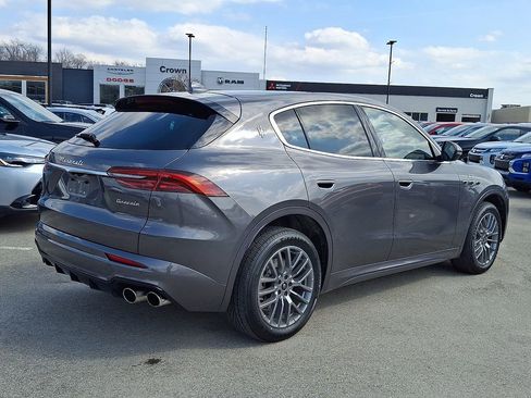 Used 2024 Maserati Grecale GT AWD/4WD image 6