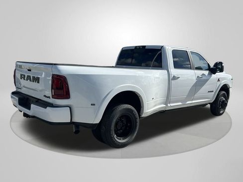 New 2025 RAM 3500 Limited image 7