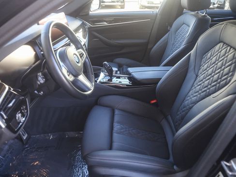 Certified 2023 BMW 530e w/ M Sport Package image 14