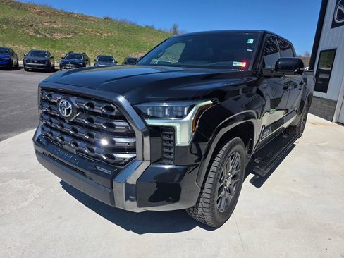 Used 2023 Toyota Tundra Platinum w/ Advanced Package AWD/4WD image 3