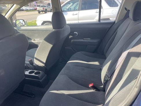 Used 2012 Nissan Versa 1.8 S w/ Plus Pkg image 8