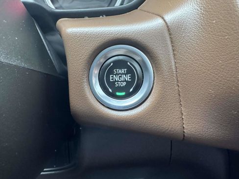 Used 2021 Chevrolet Tahoe High Country image 28