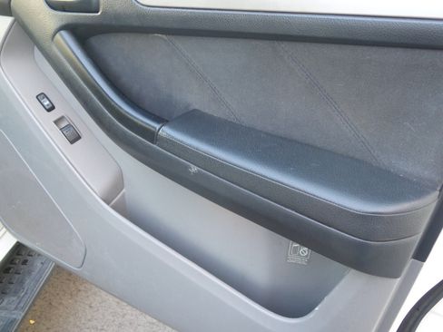 Used 2005 Toyota 4Runner SR5 image 77