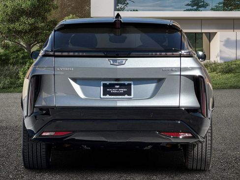 New 2026 Cadillac Lyriq Signature Sport w/ LPO, Floor Liner Package image 5